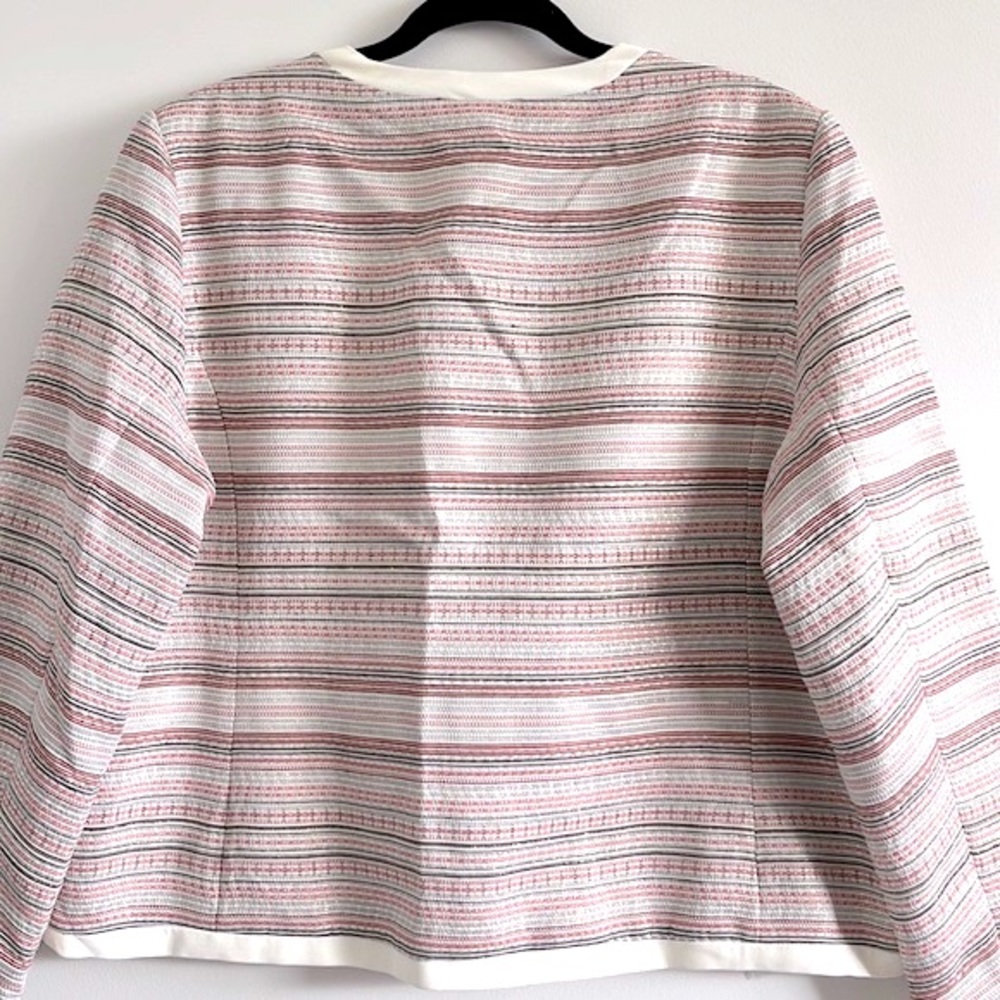 LIZ JORDAN Designer Collection. Melody Jacket, Ivory Peaches. Limited Edition - Picture 6 of 7